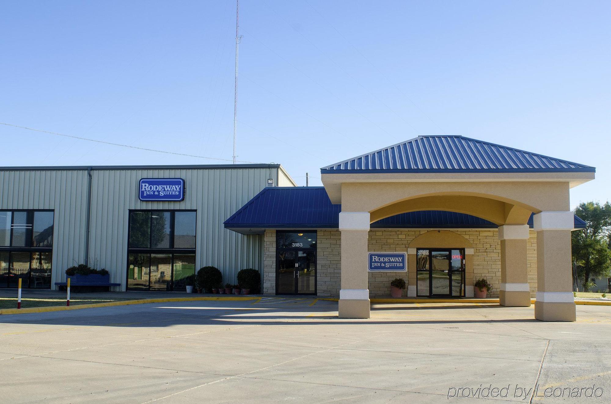 America'S Best Inn And Suites אמפוריה מראה חיצוני תמונה