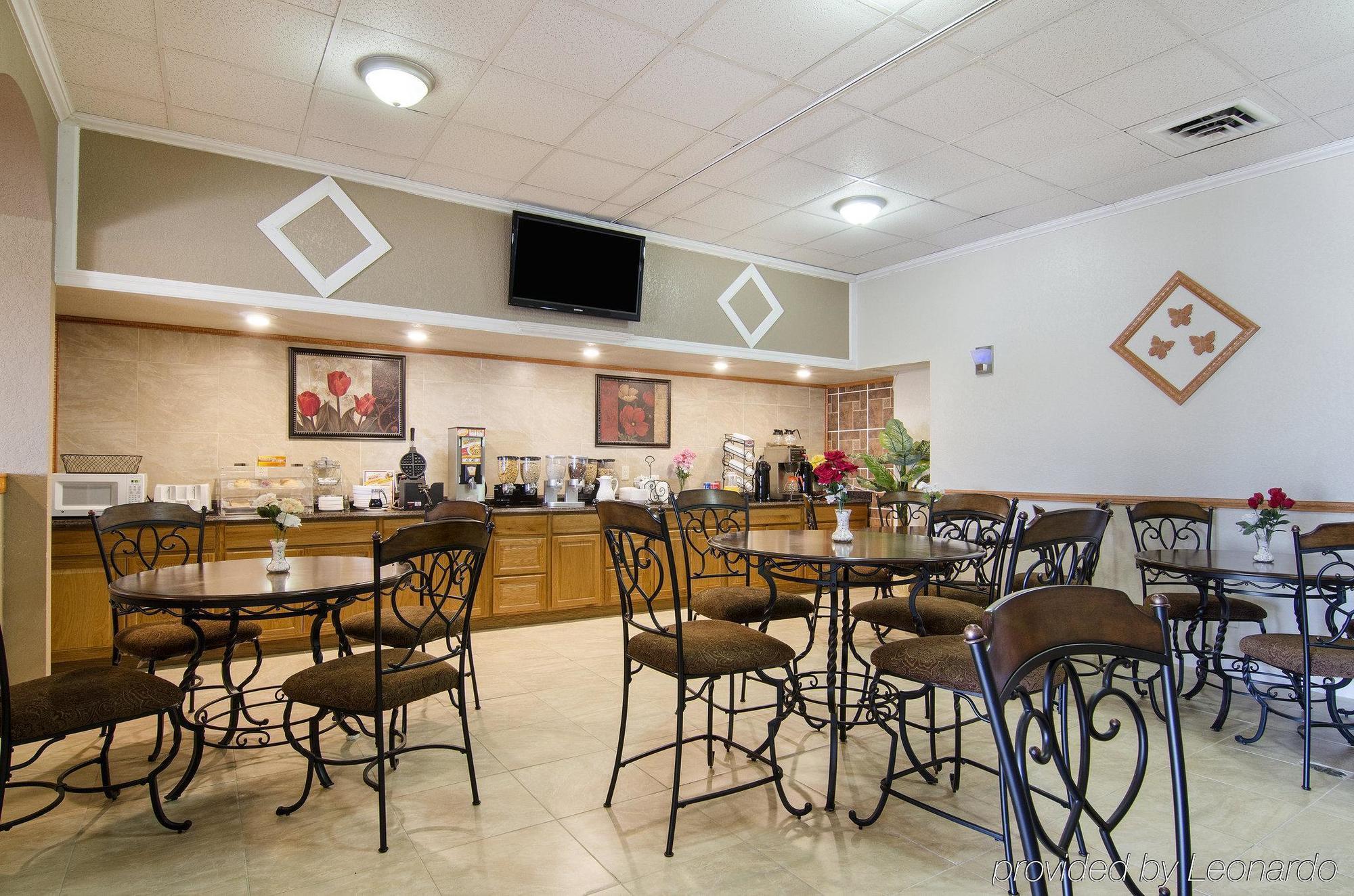 America'S Best Inn And Suites אמפוריה מראה חיצוני תמונה