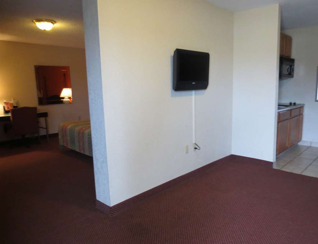 America'S Best Inn And Suites אמפוריה חדר תמונה